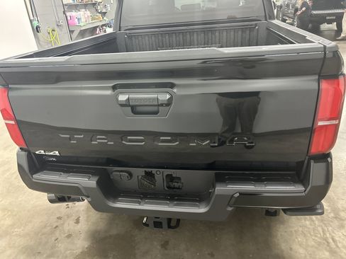 New 2025 Toyota Tacoma SR5 image 4