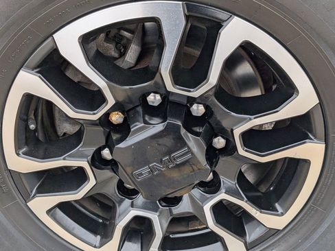 Used 2020 GMC Sierra 2500 SLT w/ SLT Convenience Package image 26