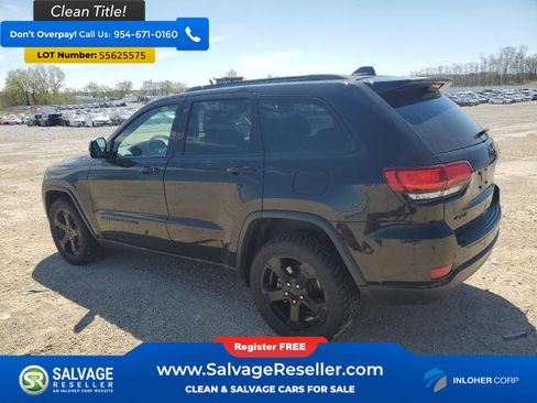 Used 2018 Jeep Grand Cherokee Laredo image 2