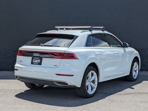 Used 2023 Audi Q8 Premium w/ Convenience Package AWD/4WD image 5