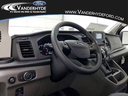 New 2025 Ford Transit 250 Low Roof image 15