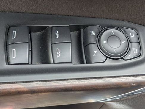 Used 2020 GMC Sierra 1500 SLT w/ SLT Premium Plus Package image 12