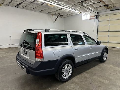 Used 2007 Volvo XC70 AWD/4WD image 3