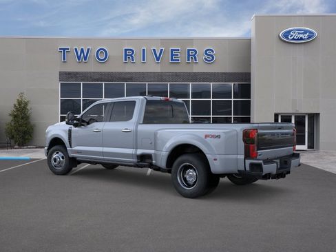 New 2026 Ford F350 4x4 Crew Cab DRW Super Duty image 4