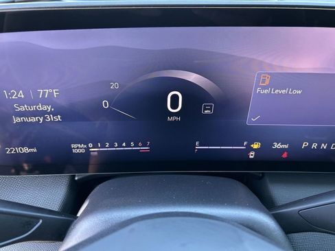 Used 2025 Buick Enclave Preferred image 11