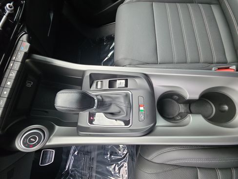 Used 2025 Alfa Romeo Tonale w/ Premium Package AWD/4WD image 25