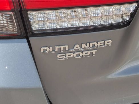 Used 2023 Mitsubishi Outlander Sport AWD image 11