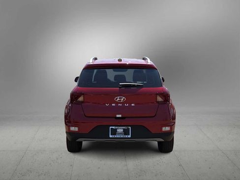 New 2025 Hyundai Venue Limited image 7