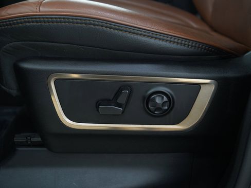 Used 2022 RAM 1500 Limited AWD/4WD image 25