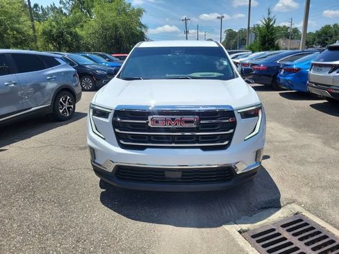 Used 2024 GMC Acadia Elevation w/ Luxury Package FWD image 5