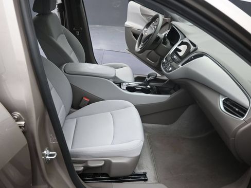 Used 2024 Chevrolet Malibu LS FWD image 19
