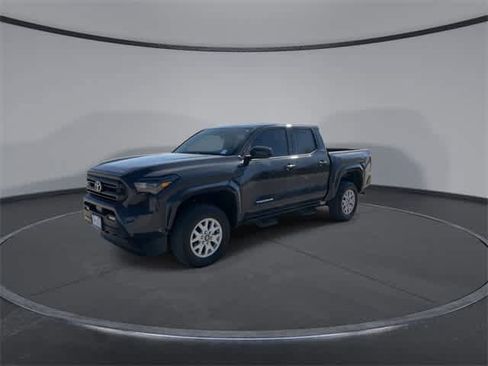 Certified 2025 Toyota Tacoma SR5 image 4
