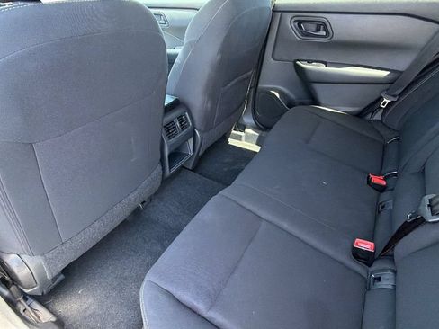 Used 2024 Nissan Rogue S AWD/4WD image 24