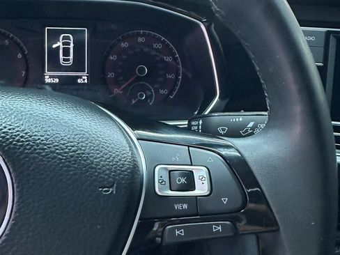 Used 2020 Volkswagen Jetta SE FWD image 12