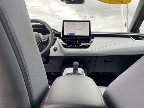 Certified 2025 Toyota Corolla SE image 16