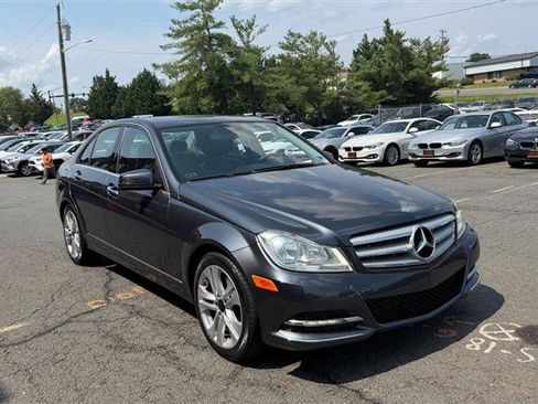 Used 2013 Mercedes-Benz C 300 Luxury 4MATIC Sedan image 3
