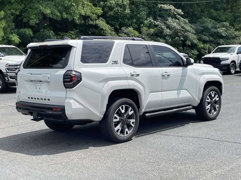 Used 2025 Toyota 4Runner TRD Sport RWD image 8