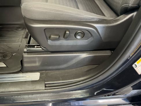 Used 2023 GMC Sierra 1500 Elevation image 26