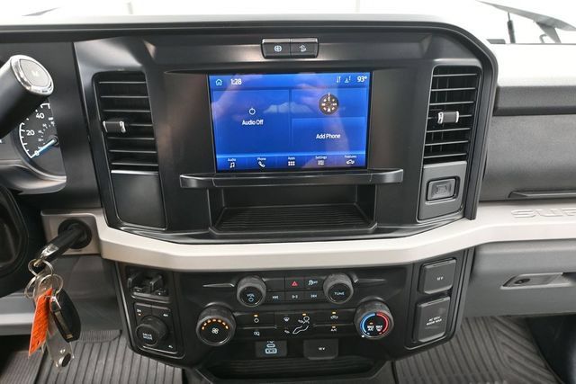 Used 2025 Ford F250 XLT w/ FX4 Off-Road Package AWD/4WD image 26