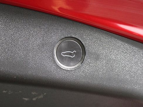 Used 2023 Tesla Model 3 Standard Range image 26