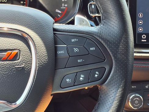 Used 2025 Dodge Durango GT AWD/4WD image 24