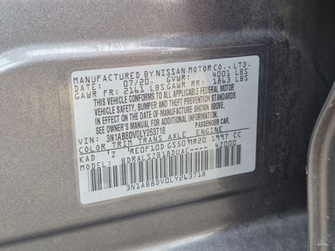 Used 2020 Nissan Sentra SR w/ Premium Package FWD image 32