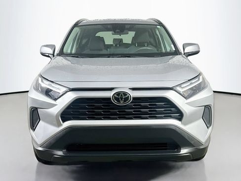 Used 2024 Toyota RAV4 XLE FWD image 2