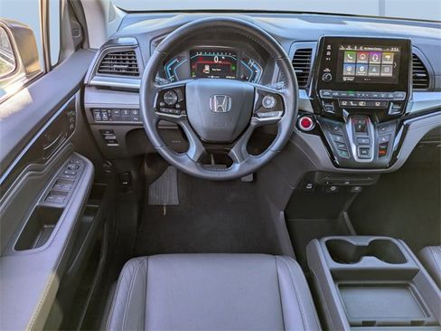 Certified 2022 Honda Odyssey Touring image 18