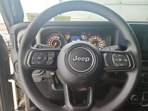 New 2026 Jeep Gladiator Sport AWD/4WD image 22