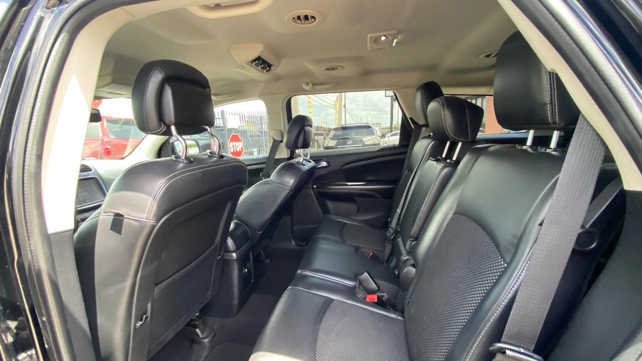 Used 2014 Dodge Journey Crossroad w/ Flexible Seating Group FWD image 17