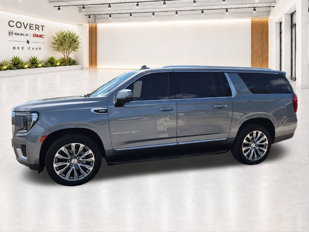 Used 2022 GMC Yukon XL Denali RWD image 5