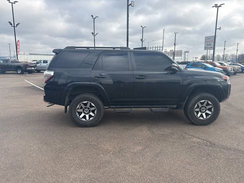 Used 2023 Toyota 4Runner TRD Off-Road Premium w/ Off Road Premium Plus Package image 12