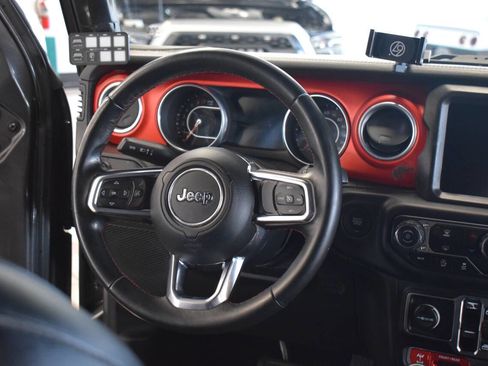 Used 2018 Jeep Wrangler Unlimited Rubicon image 49