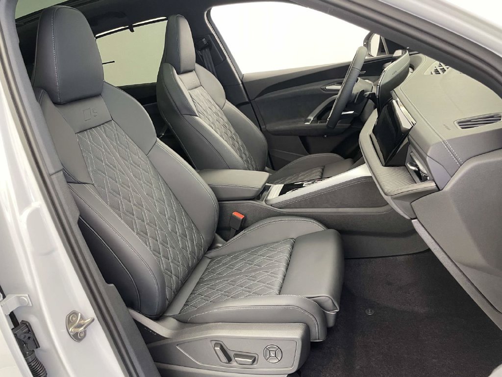 New 2026 Audi SQ5 Premium Plus AWD/4WD image 23
