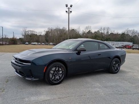 New 2026 Dodge Charger Scat Pack w/ Blacktop Package AWD/4WD image 7