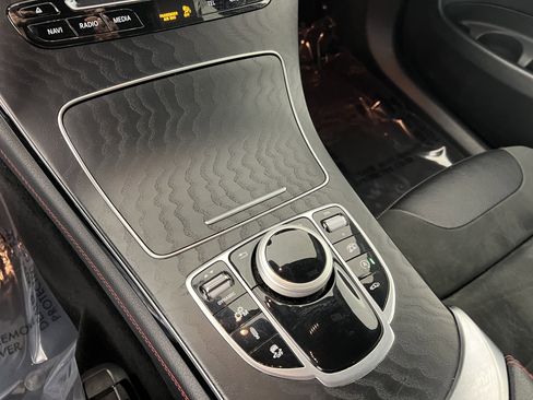 Certified 2019 Mercedes-Benz GLC 43 AMG 4MATIC image 31