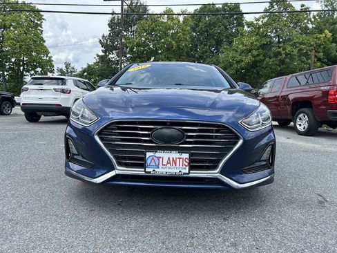 Used 2018 Hyundai Sonata SE w/ Cargo Package FWD image 2