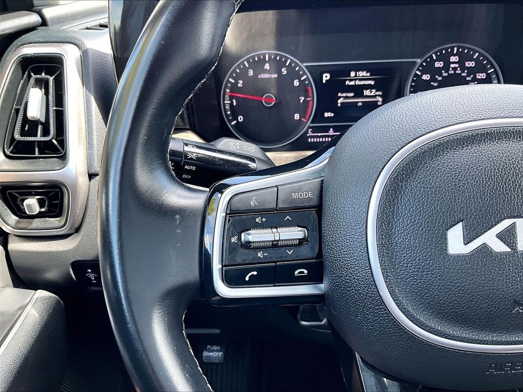 Used 2022 Kia Sorento S AWD/4WD image 23
