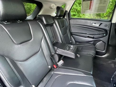 Used 2020 Ford Edge Titanium AWD/4WD image 27