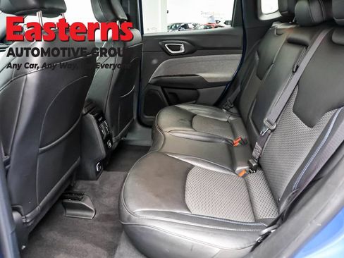 Used 2024 Jeep Compass Latitude AWD/4WD image 20