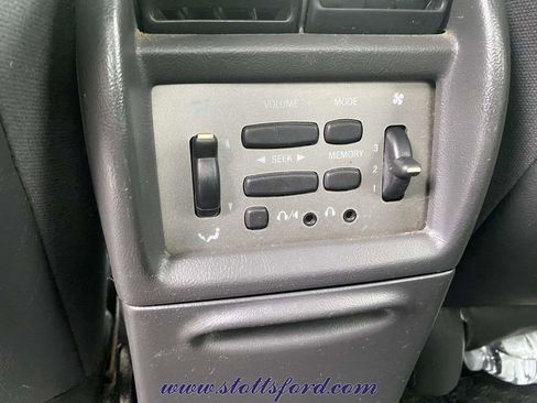 Used 2003 Ford Explorer Sport Trac XLS RWD image 13