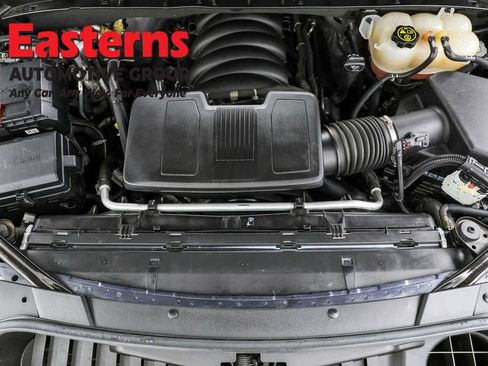 Used 2023 Chevrolet Suburban Premier image 7