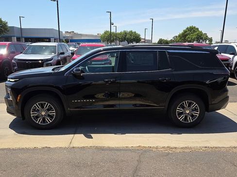 New 2026 Chevrolet Traverse LT FWD image 2