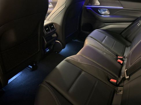 New 2026 Mercedes-Benz GLE 450 4MATIC image 11