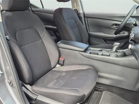 Used 2024 Nissan Sentra S image 16