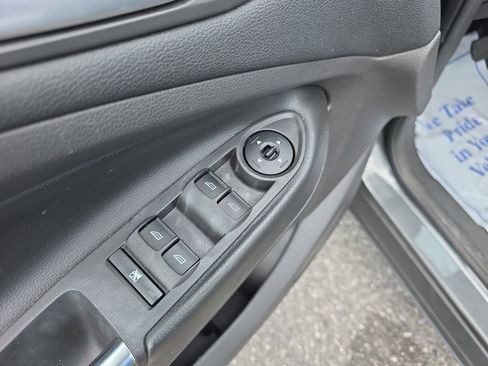 Used 2018 Ford Escape SE w/ SE Sync 3 Package image 19