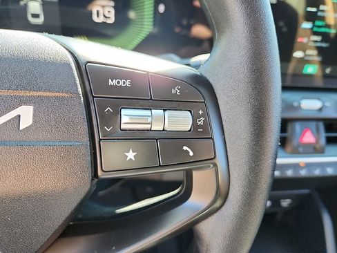 Used 2025 Kia K4 FWD image 22