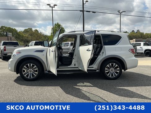 Used 2018 Nissan Armada SL w/ Premium Package image 31