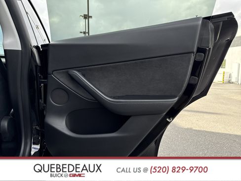 Used 2021 Tesla Model Y Long Range image 29