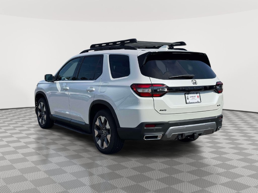 Used 2026 Honda Pilot Elite image 5